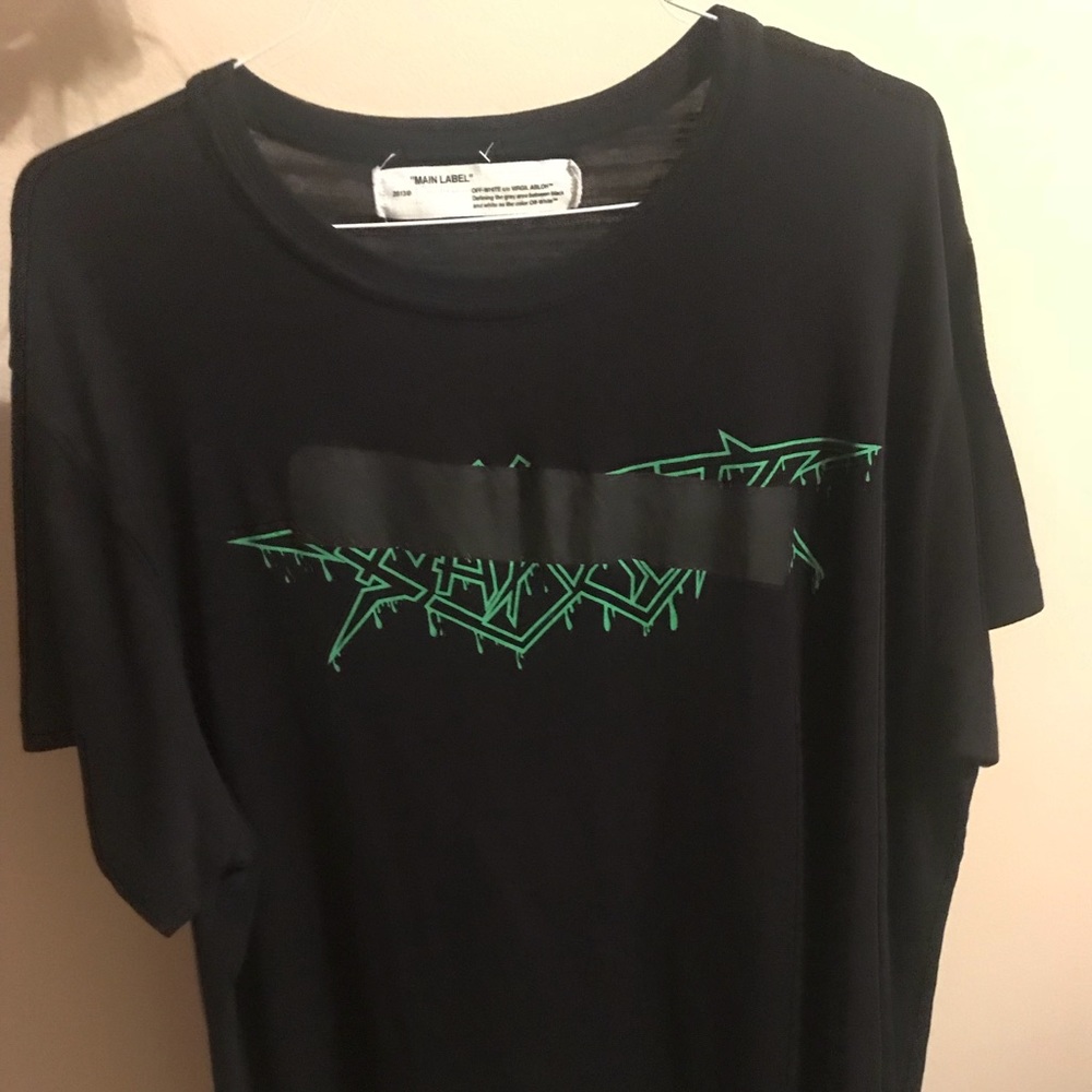 Off-white - Picture 2 of 2